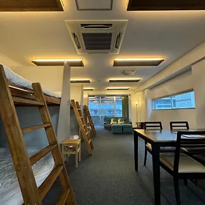 Apartment East End Building - Self Check-in Only 