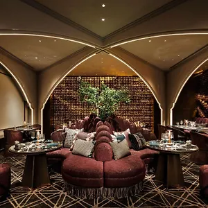 Clubby Hotel