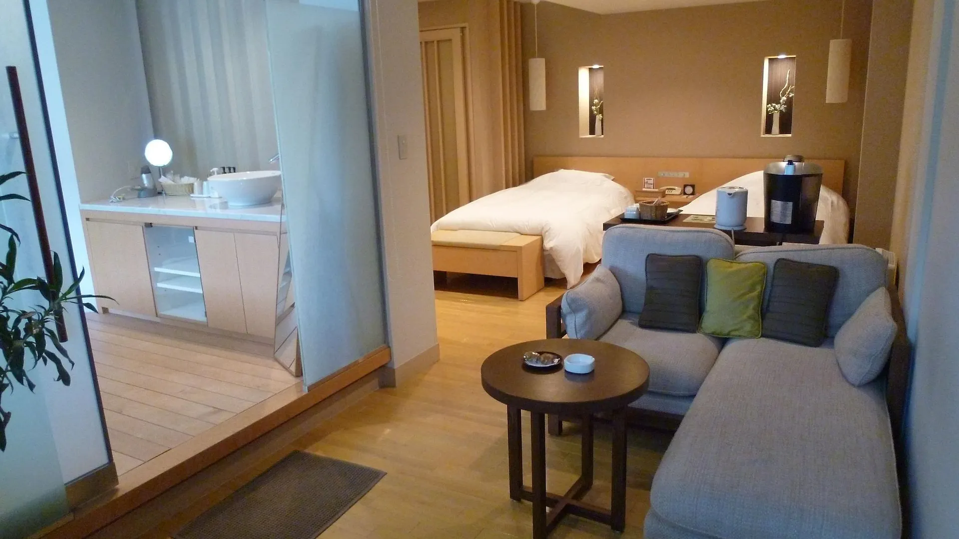 Shogetsu Grand Hotel Sapporo 5*,